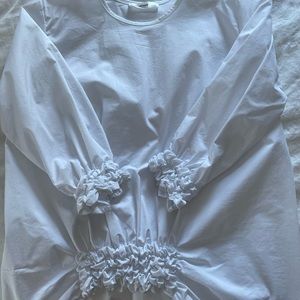 Uchuu Montreal brand starchy blouse
